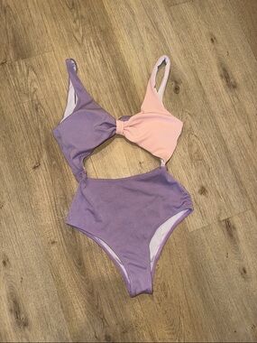 Zaful Two-Tone Lavender & Pale Pink One-Piece Swimsuit